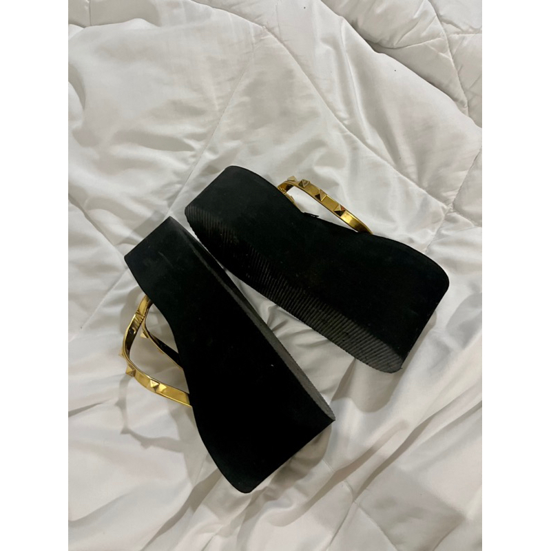 PRELOVED 4INCH HEELS !!