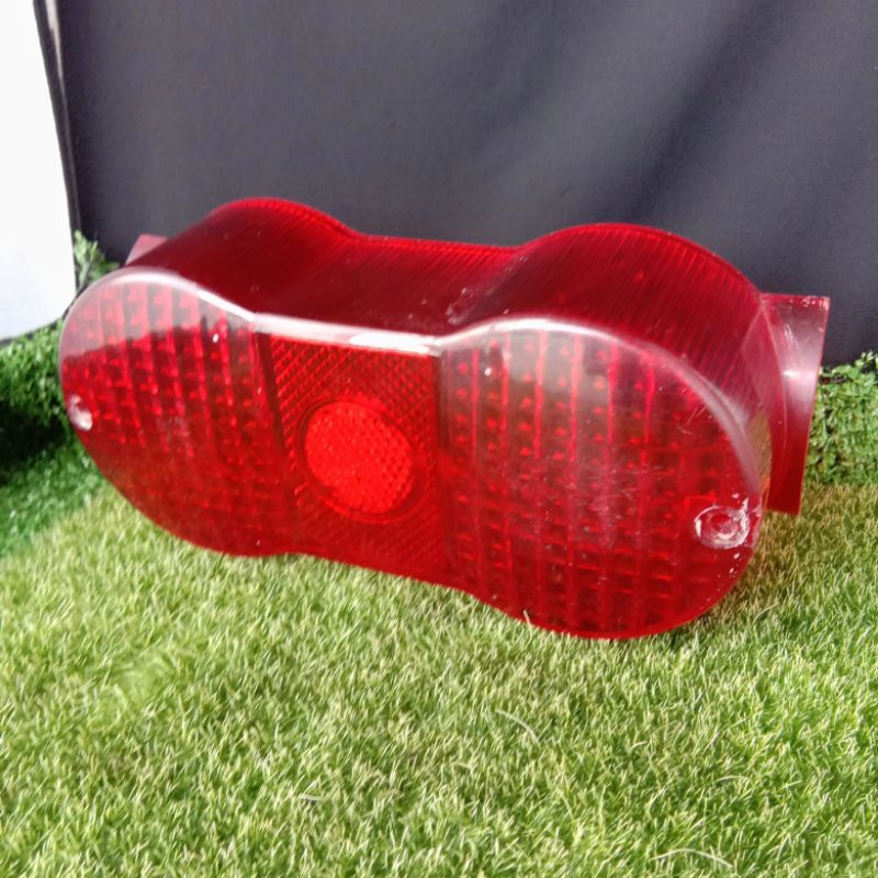SUZUKI TS100 / TS125 / TS185 / GT250 COVER TAIL LAMP / COVER LAMPU BELAKANG