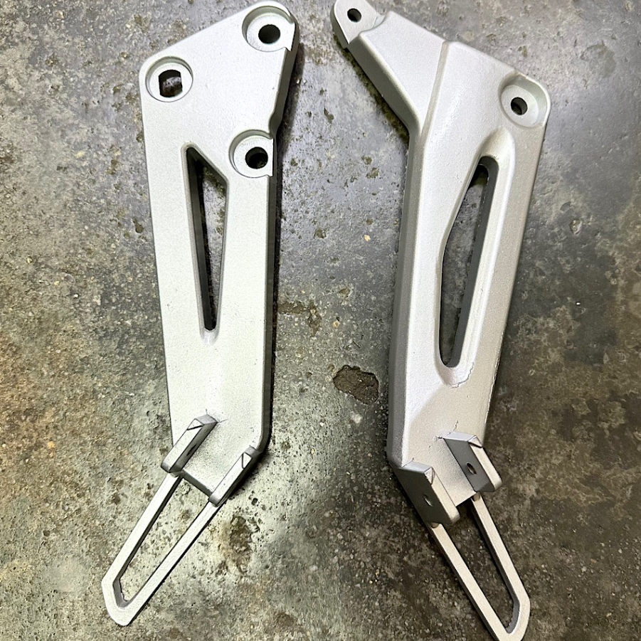 DEMAK EX 90 EX90 FOOT REST BRACKET FOOTREST BRACKET SET L/R KIRI KANAN < ZSMOTOR RACING >