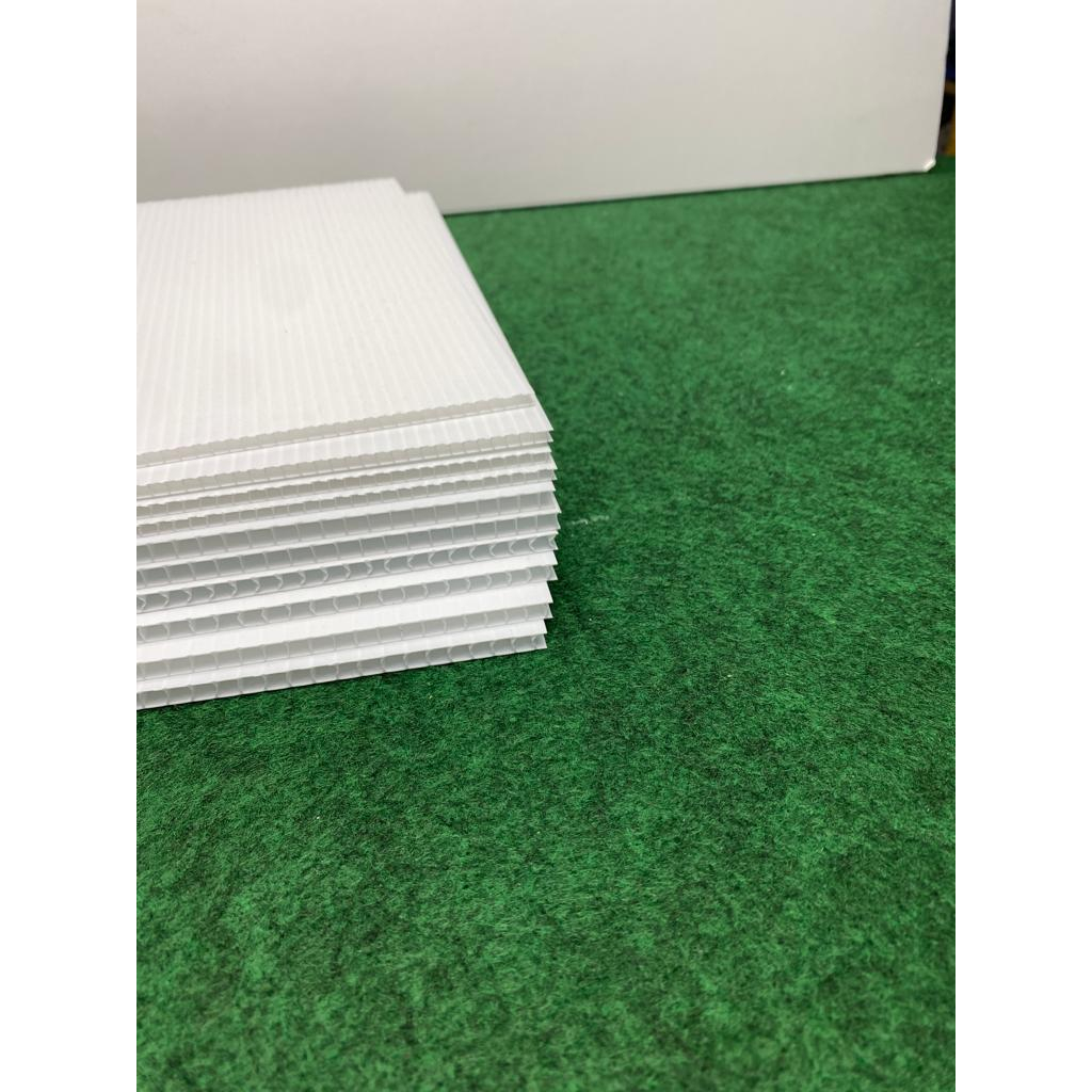 5 มม.หนา PP ลูกฟูก A4 ขนาดx10 ชิ้น/PP Hollow Board/ Impra Board/PP Hollow Board/พลาสติก/เครื่องเขียน