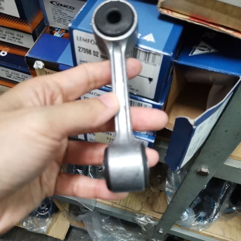 STABILISER LINKAGE BMW E46 - REAR 1PC 33551094619 LINK SUSPENSION
