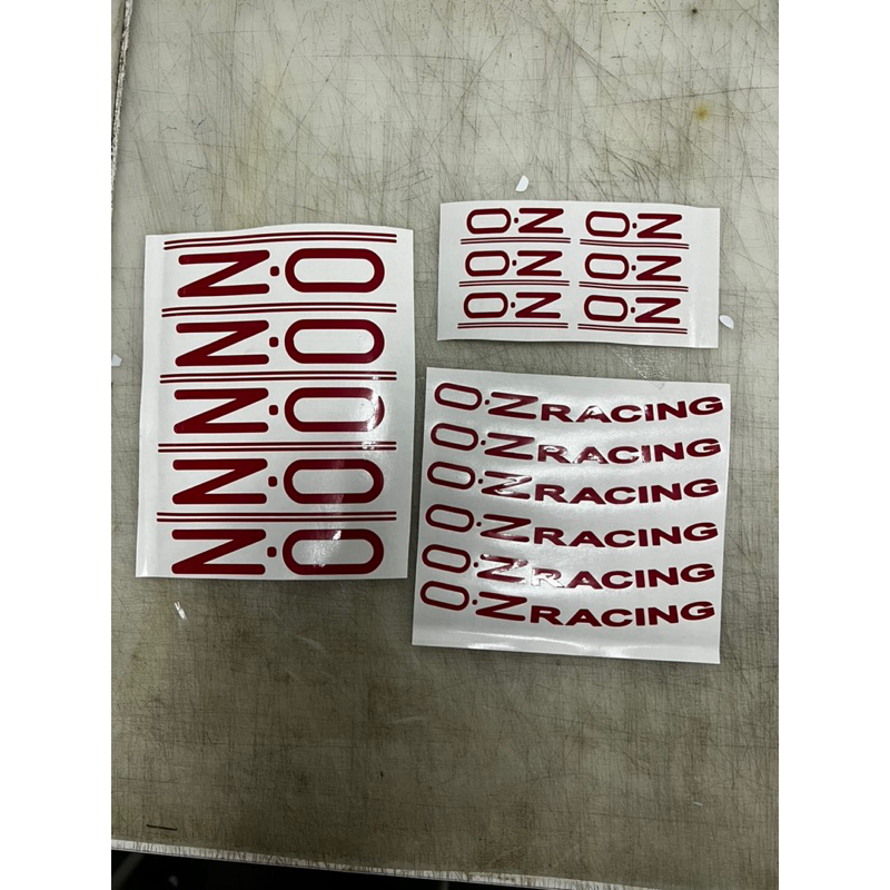 Oz racing stiker ขอบสีแดง
