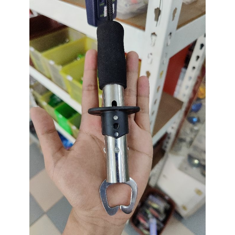 ด้ามจับตกปลา Gripper Ikan