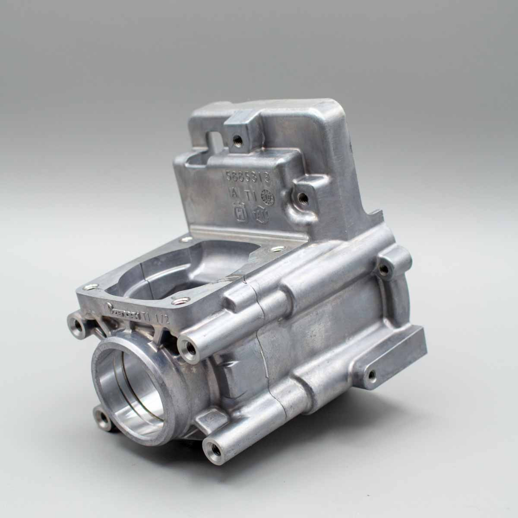 Zenoah G320PUM Crankcase สําหรับ RC เรือ 32cc 34cc เครื่องยนต์ Zenoah