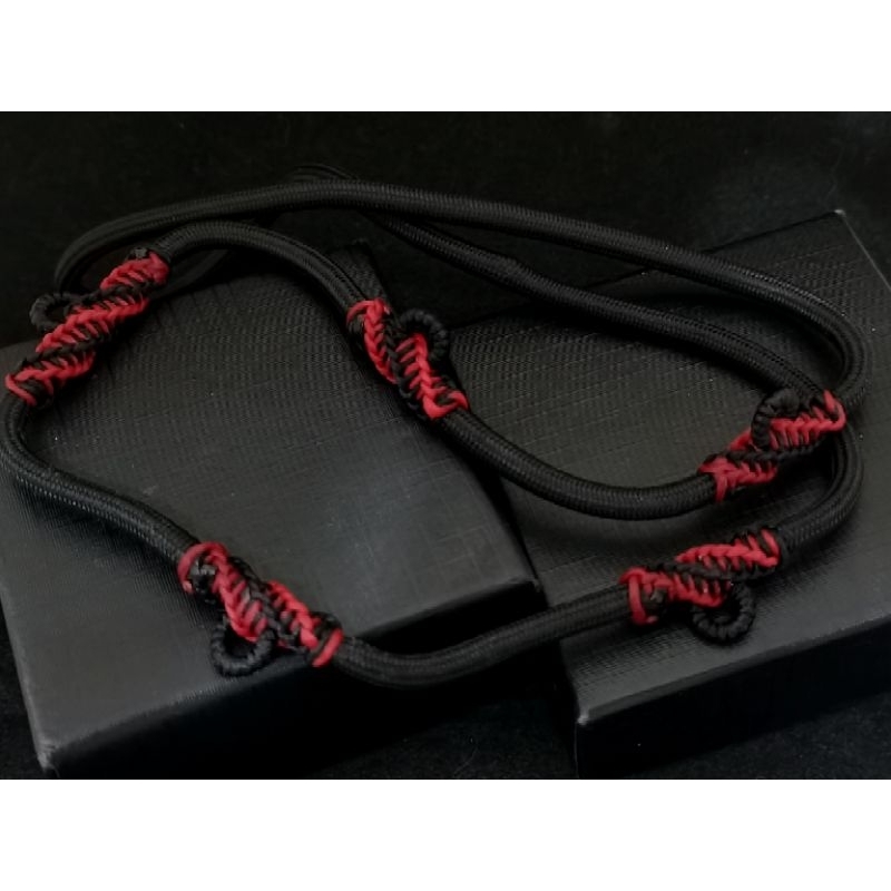 Black & Red 4mm Nylon String Five hooks Amulet สร้อยคอผู้ชาย!