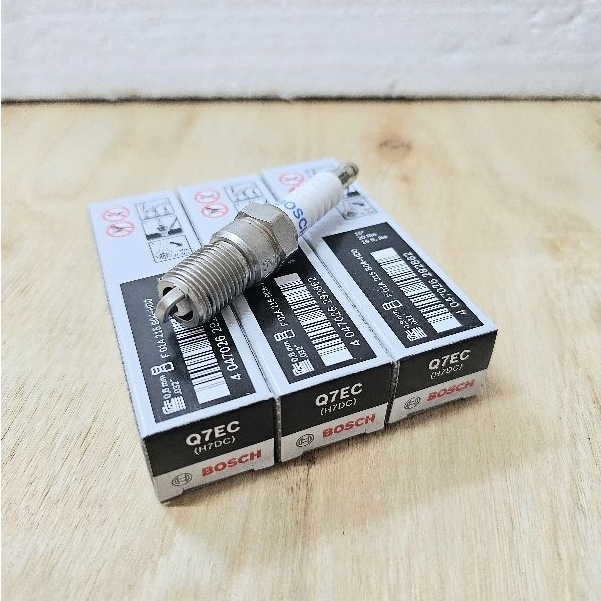 หัวเทียน Mercedes H7DC Bosch W124 W126 W201 M102 M103 เครื่องยนต์