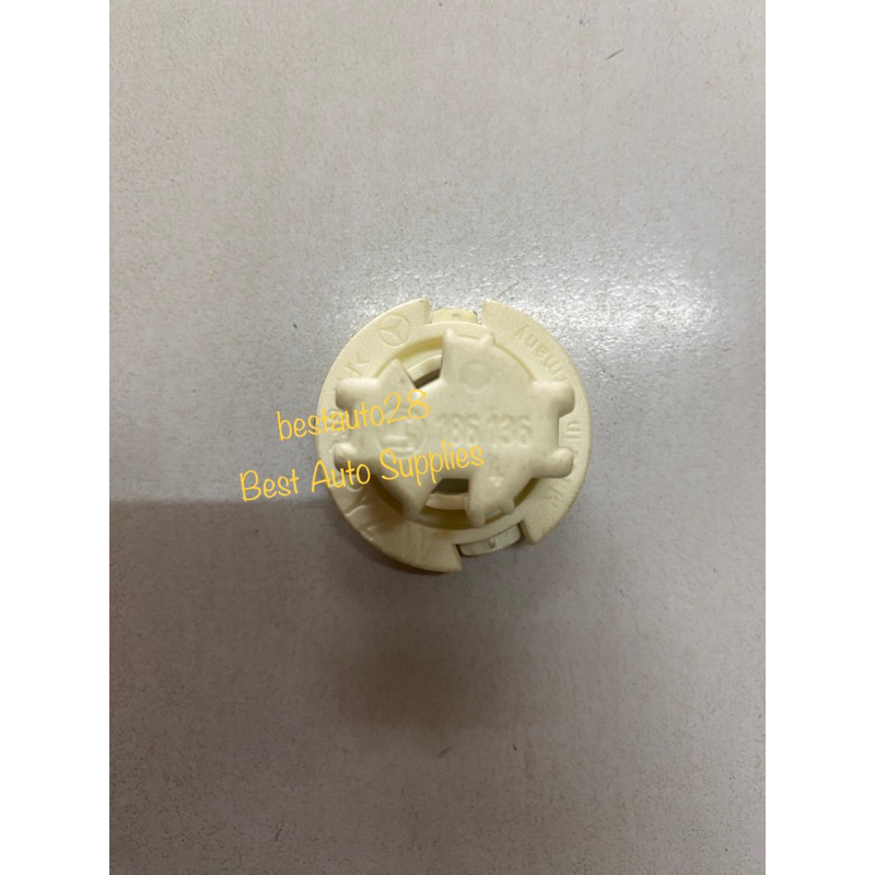 BMW 328I 335I X3 M3 TAIL LAMP SOCKET BULB HOLDER 63267192503