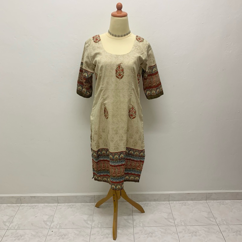 [PRELOVED] Cream Punjabi Suit
