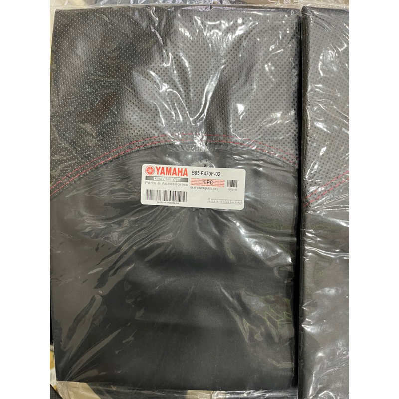 YAMAHA NVX 155 V1 ฝาครอบที่นั่ง RED LINE - MADE IN - B65-F470F-02