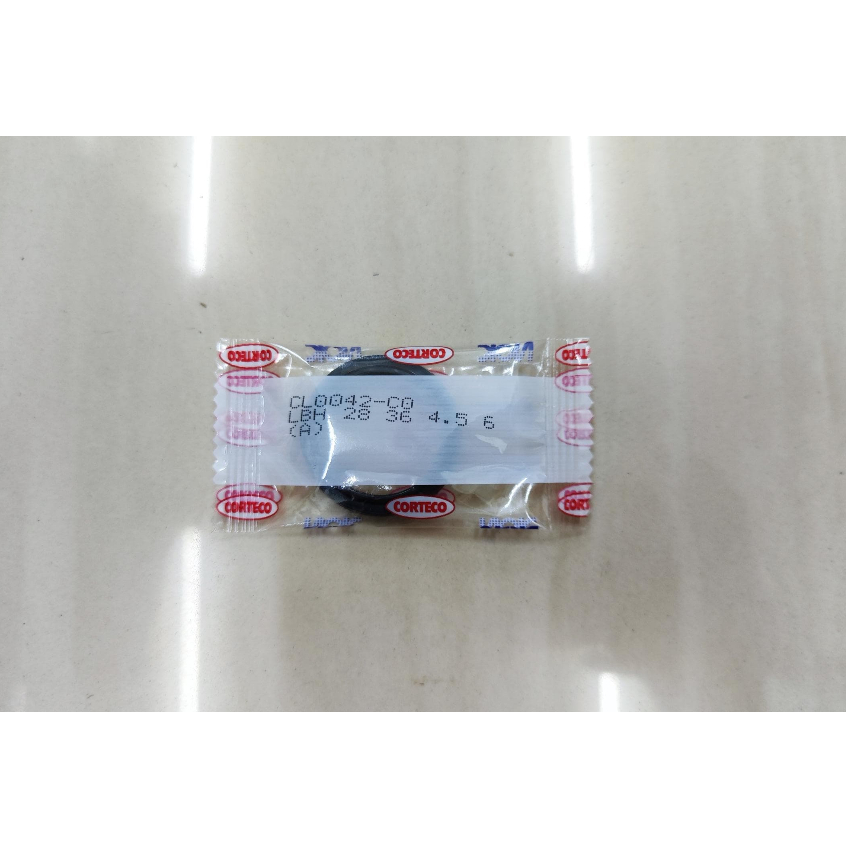ซีล WIPER NOK LBH28 28X36X4.5/6 CL0042C0
