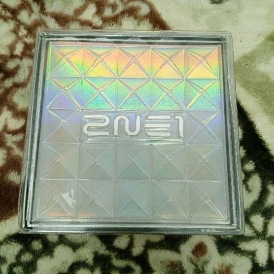 2NE1 - อัลบั้มมินิที่ 1 2NE1CL, Park Bom, Park Sandara, Minzy