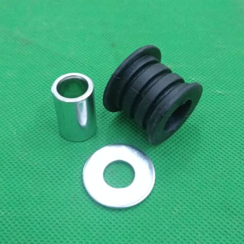 YAMAHA SRL110 / LC135 FOOT REST MUFFLER BUSH [5TF-F7424-00]