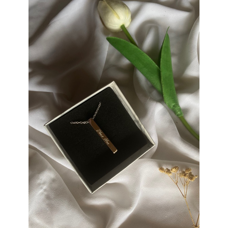 สร้อยคอ FICTIONAL CHARACTERS NOVEL