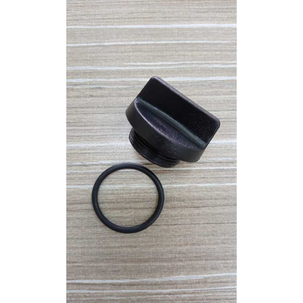 KRISS ENGINE OIL PIPPER GAUGE LEVER PLUG CAP MINYAK HITAM 4T PENUTUP