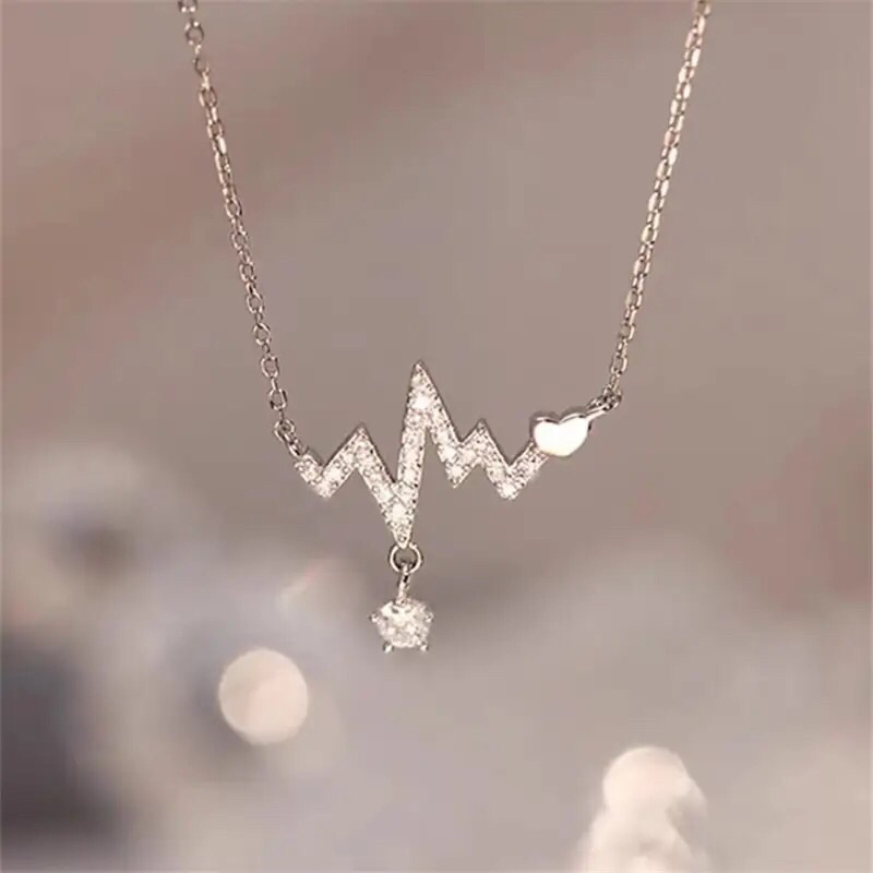 ฤดูร้อนใหม่ Heartbeat จี้สร้อยคอหญิง Niche บุคลิกภาพ Ins สุทธิคนดัง Ecg Clavicle Chain