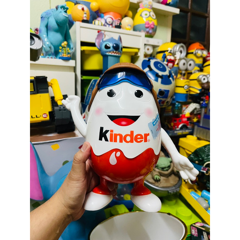 ฟิกเกอร์ไข่เซอร์ไพรส์ kinder bueno