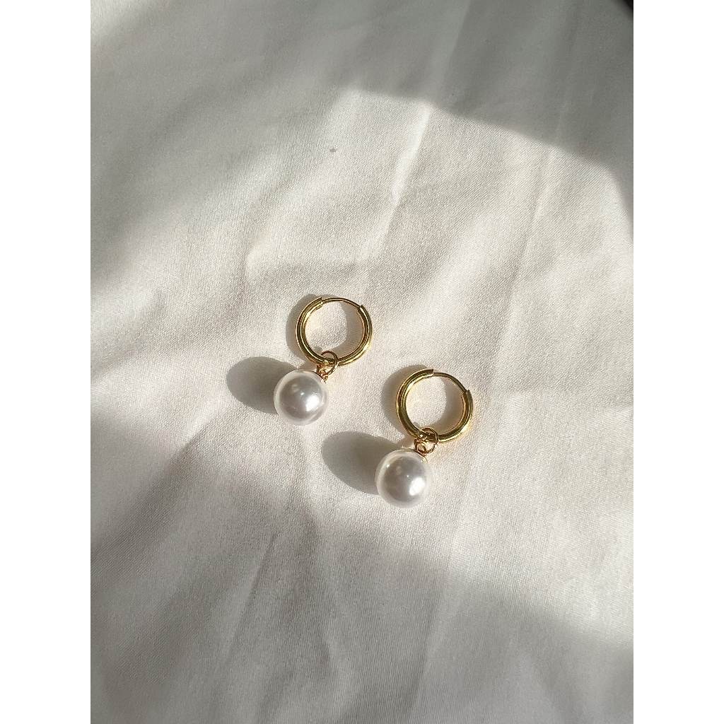 Berthe Hoops (สองทาง)