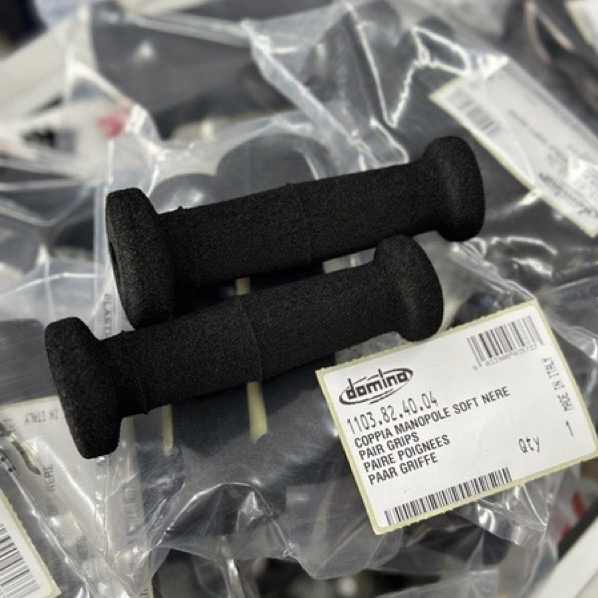 ฟองน้ําจับ Domino Spon (1 ชุด) 1103.82.40.04 Universal Xmax MT09 NVX Y15 Y16 RSX Tracer GT Ninja