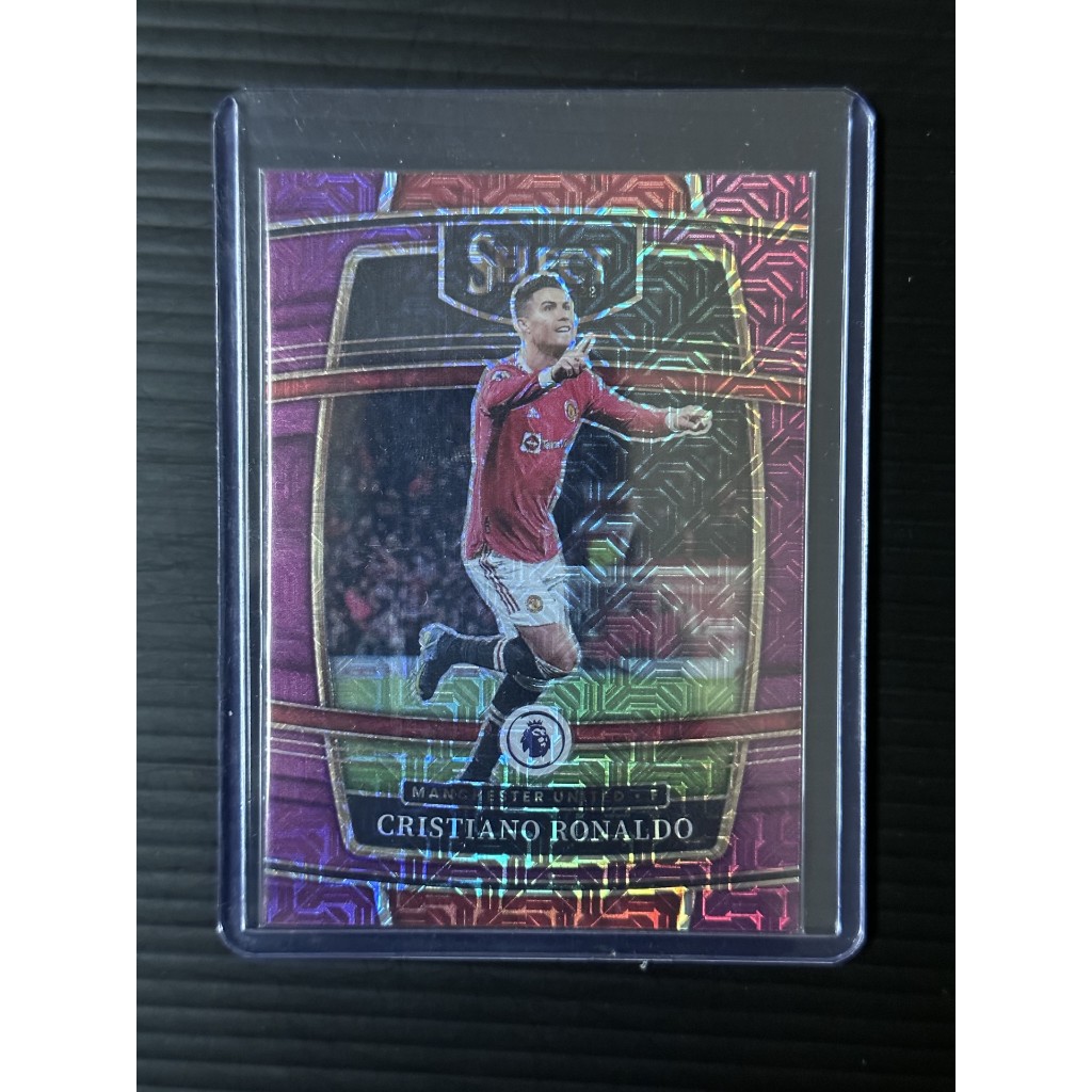 2021-22 Panini Chronicles Select Cristiano Ronaldo Purple Mojo Prizm Manchester United Soccer Footba