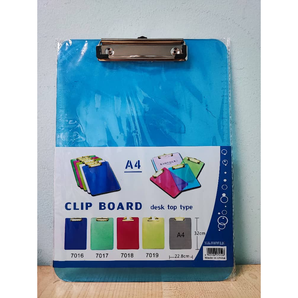 A4 CLIP BOARD PVC CLIP BOARD (1 ชิ้น) RANDOM COLOUR
