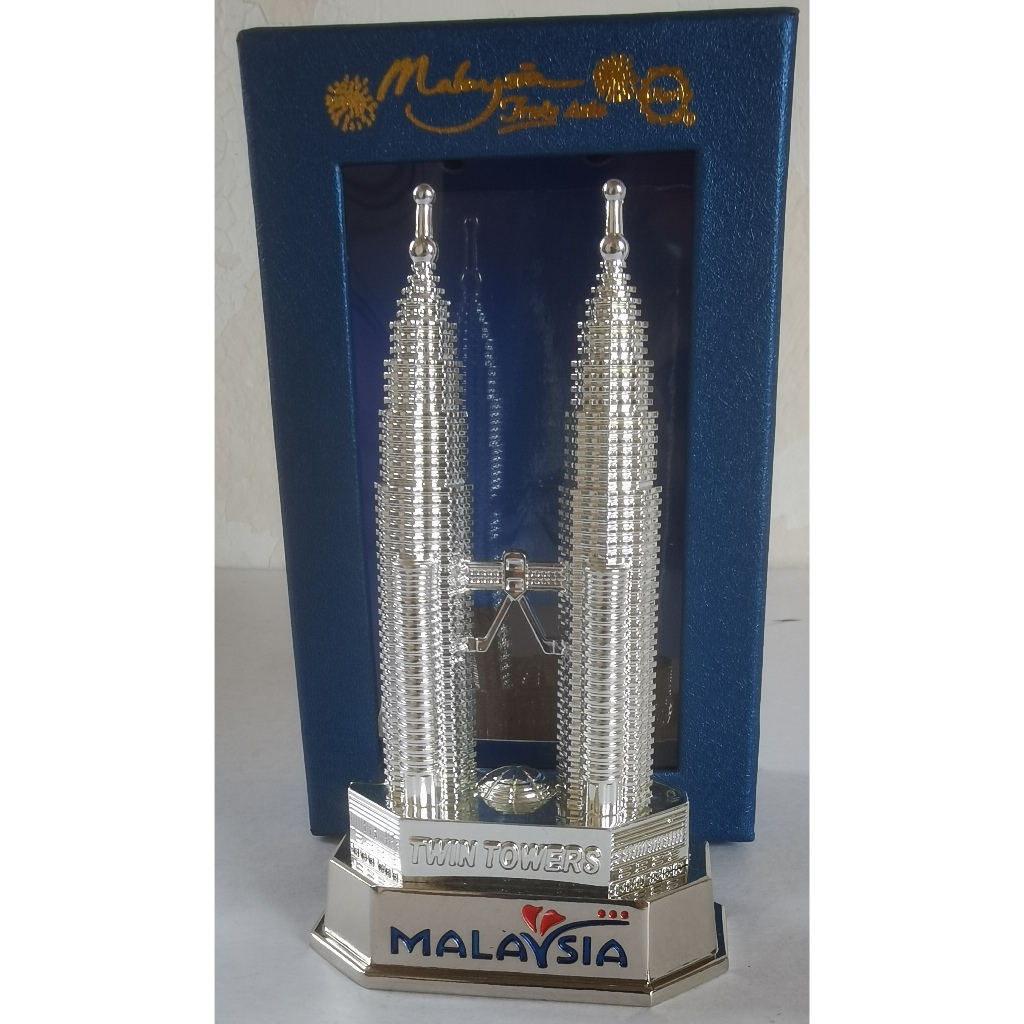 Twin Tower KLCC Monument ของที่ระลึก 13 ซม. กล่องสีน้ําเงินเข้ม