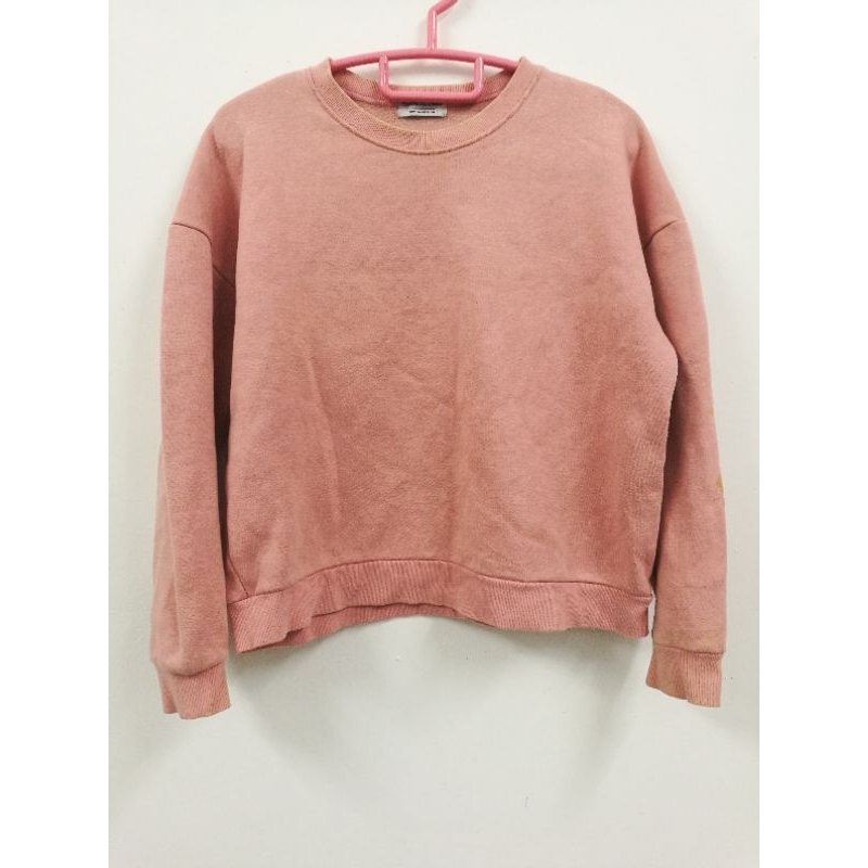 Sweather perempuan preloved ไซส์ M