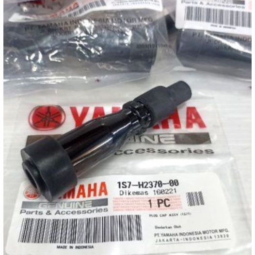 1S7-H2370-0-00 SPARK PLUG CAP R15 / Y16 / Y15 / FZ150 / LC135 / MT15