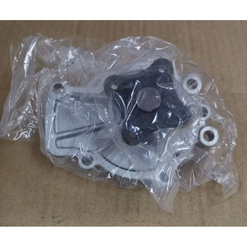NISSAN C24 SR WATER PUMP (GMB) (GWN-48A)