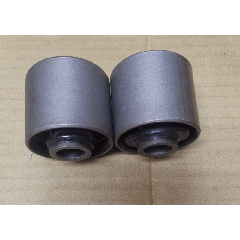 REAR ARM BUSH TOYOTA LAND CRUISER HZJ80 48702-60040REAR ARM BUSH TOYOTA LAND CRUISER HZJ80 48702-600