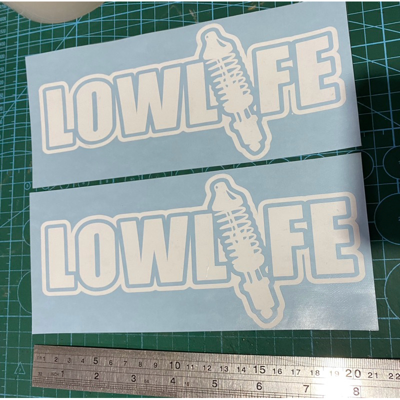 สติ๊กเกอร์ KERETA LOWLIFE