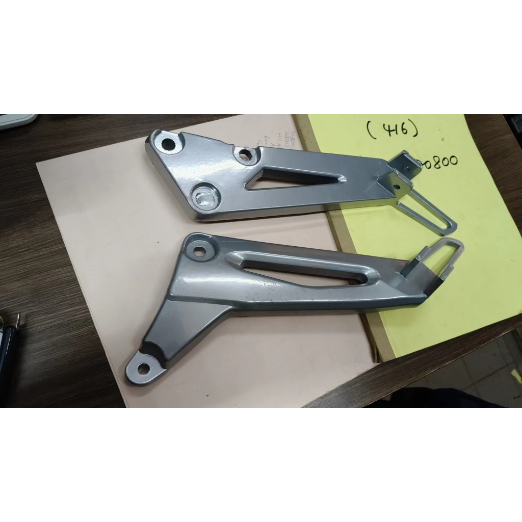 RESTORE DEMAK EX90 BRACKET FOOTREST พร้อมยาง-DEMAK EX90/DAYANG 90-SET