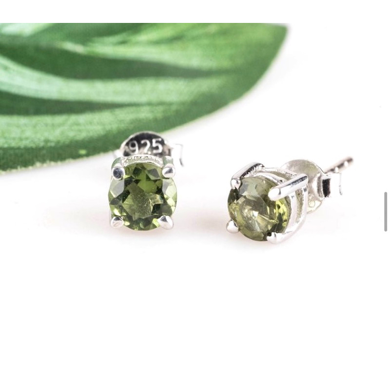ต่างหูสตั๊ด Moldavite