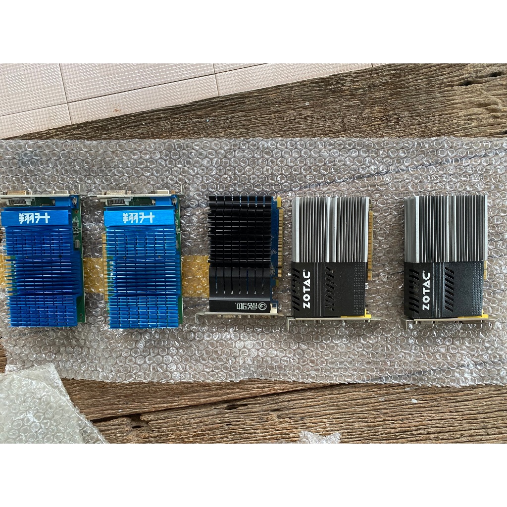 การ์ดกราฟิกการ์ดวิดีโอสําหรับเดสก์ท็อปพีซี 1gb/2gb มีพอร์ต dvi/vga/hdmi mix ยี่ห้อ amd r5/hd6450