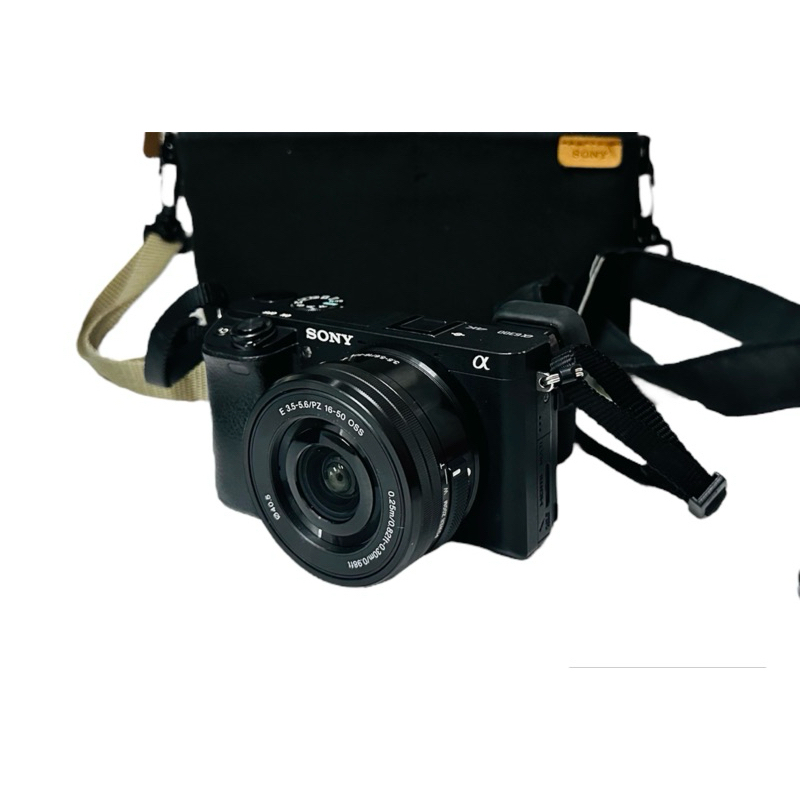 Sony a6300 พร้อมเลนส์ 15-45mn (มือสอง) กล้อง Mirrorless สภาพดี