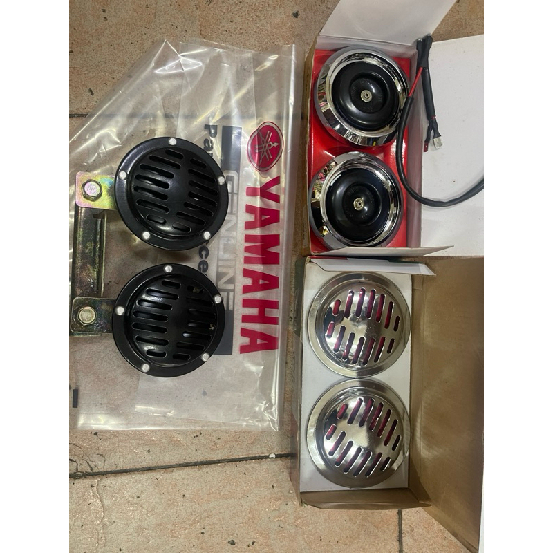 YAMAHA RXZ 12V HORN (PRICE สําหรับ 2 ชิ้น/1 ชุด) SHARK RXK RXS RXZ TXR TWIN HORN LR CHROME สีแดงชุด