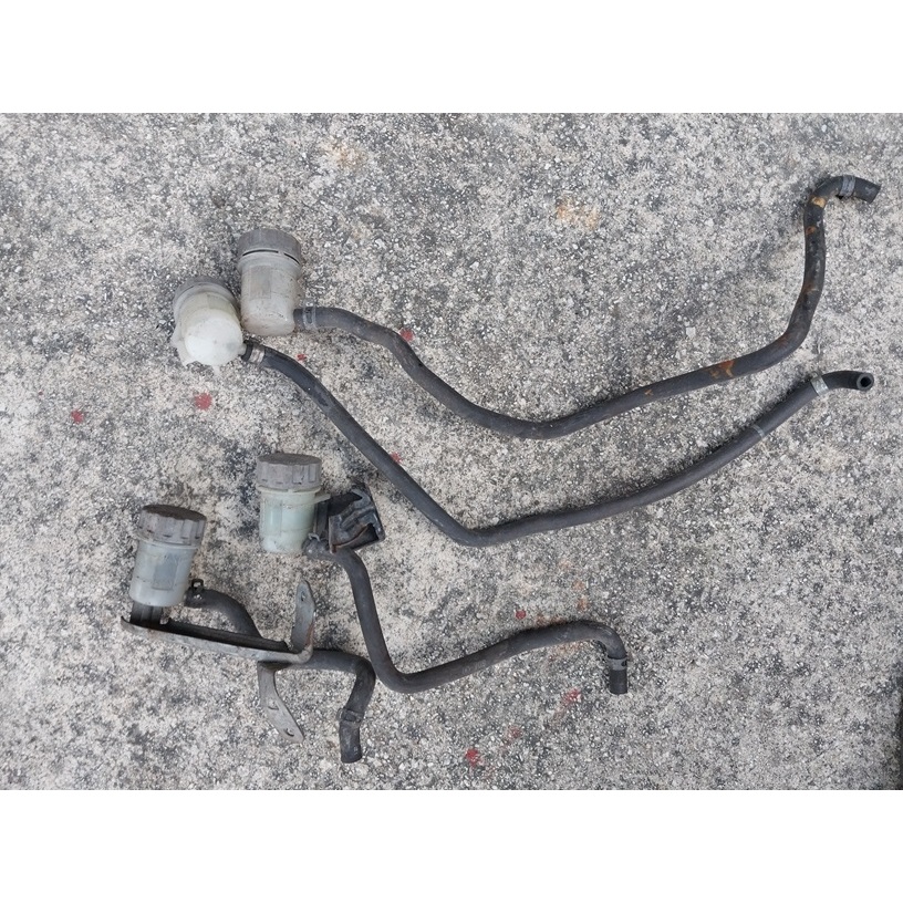 Honda Kseries K20 K24 ด้านบนปั๊มคลัทช์ขวดResevoir botol minyak Klacใช้DC5 EP3 FD1 FD2 CL7 CL9