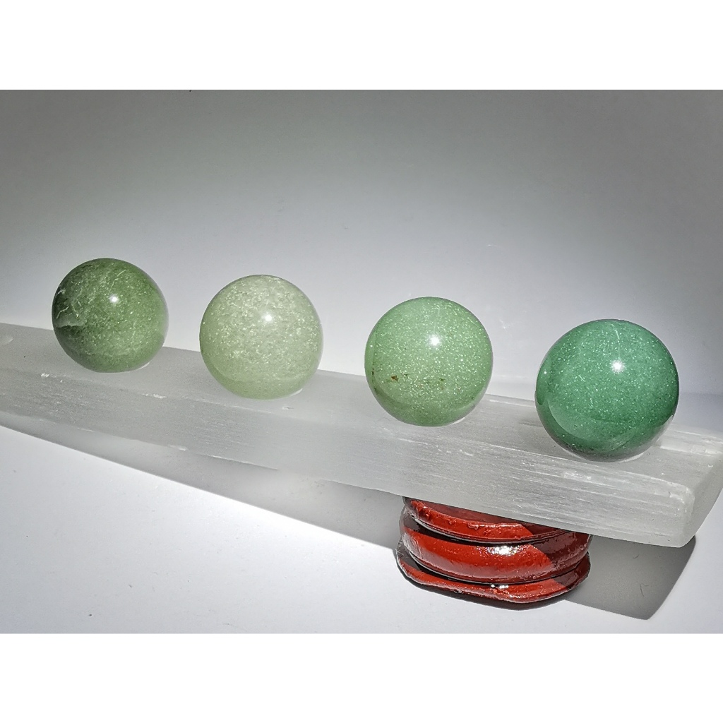 Kristal Semulajadi Aventurine Hijau Bola / คริสตัลธรรมชาติ Green Aventurine Crystal Ball 天然东石小球