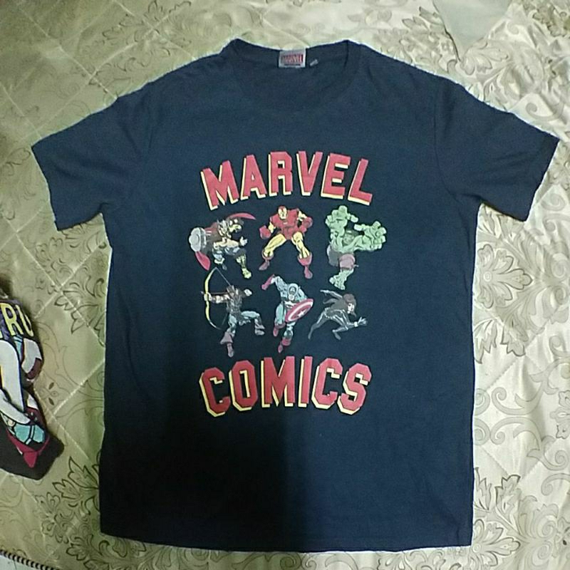 MARVEL COMICS HERO HEROIN COMBO SIZE 17X24 LIKE ใหม่