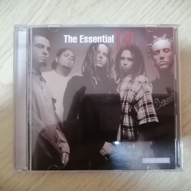แผ่น CD The Essential Korn 2 (การรวบรวม การแก้ไข ทําความสะอาด) (2011)