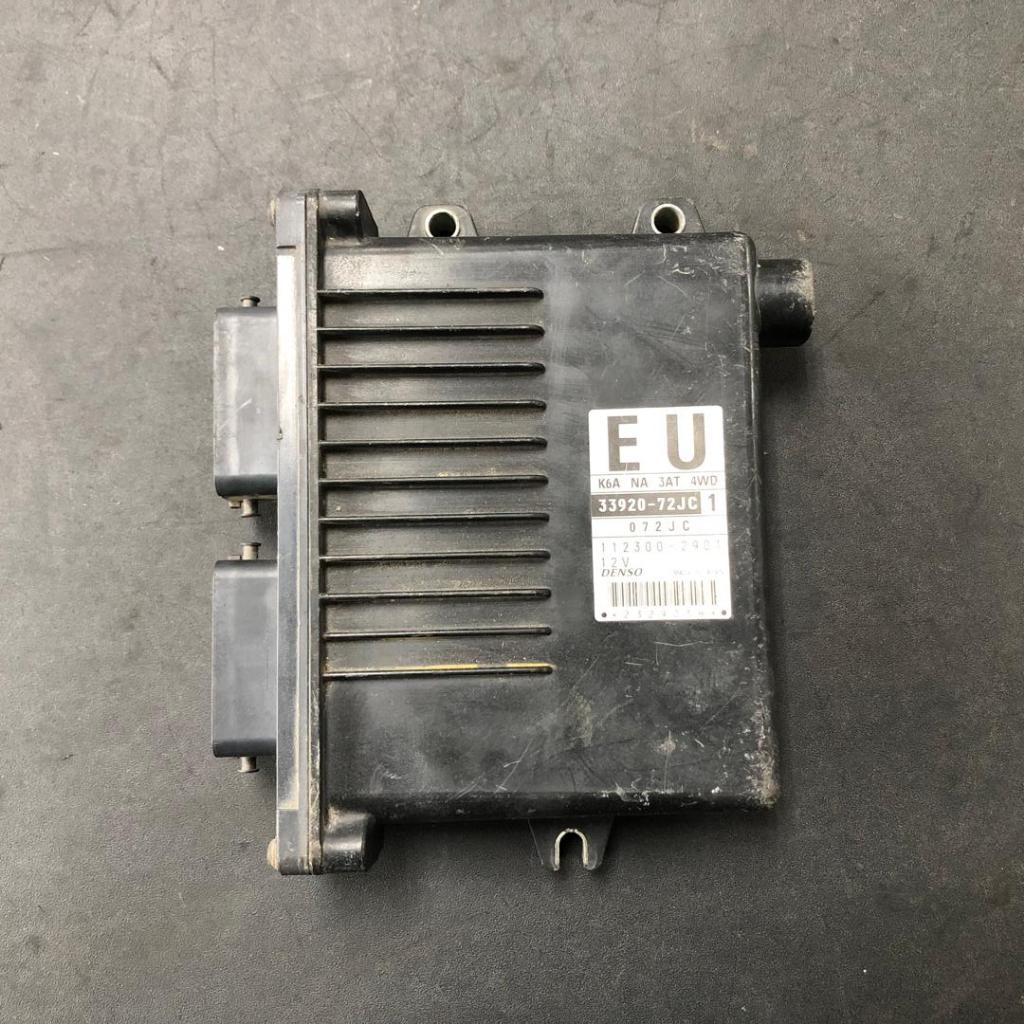 ชุดควบคุมเครื่องยนต์ SUZUKI ALTO ECU K6A EU 33920-72JC มือสอง