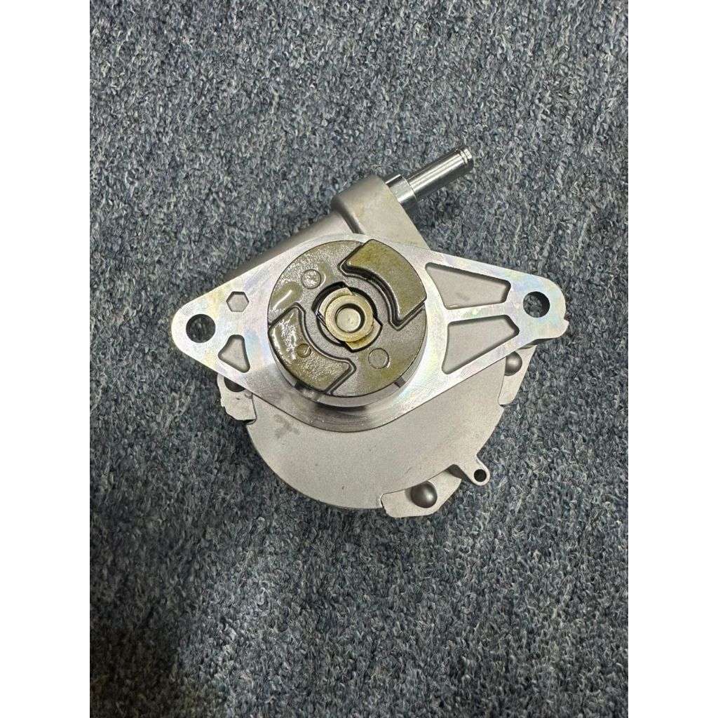 VACUUM PUMP MITSUBISHI TRITON VGT 4N15 KL3,PAJERO SPORT