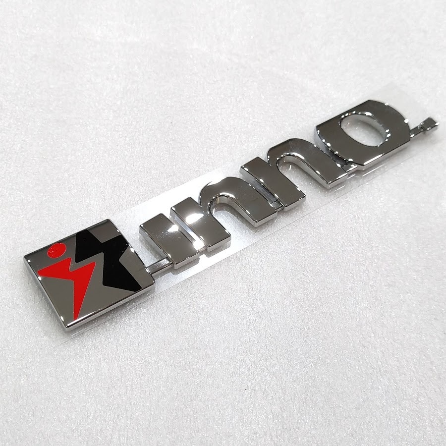 Carmate INNO Roof Box Chrome Emblem