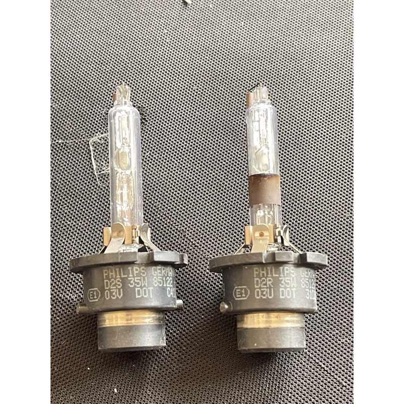 ใช้แล้ว ** ราคาต่อชิ้น ** D2S D2R D4S D4R 4300K HID MENTOL PHILIPS D2 KOITO D2 จากญี่ปุ่น