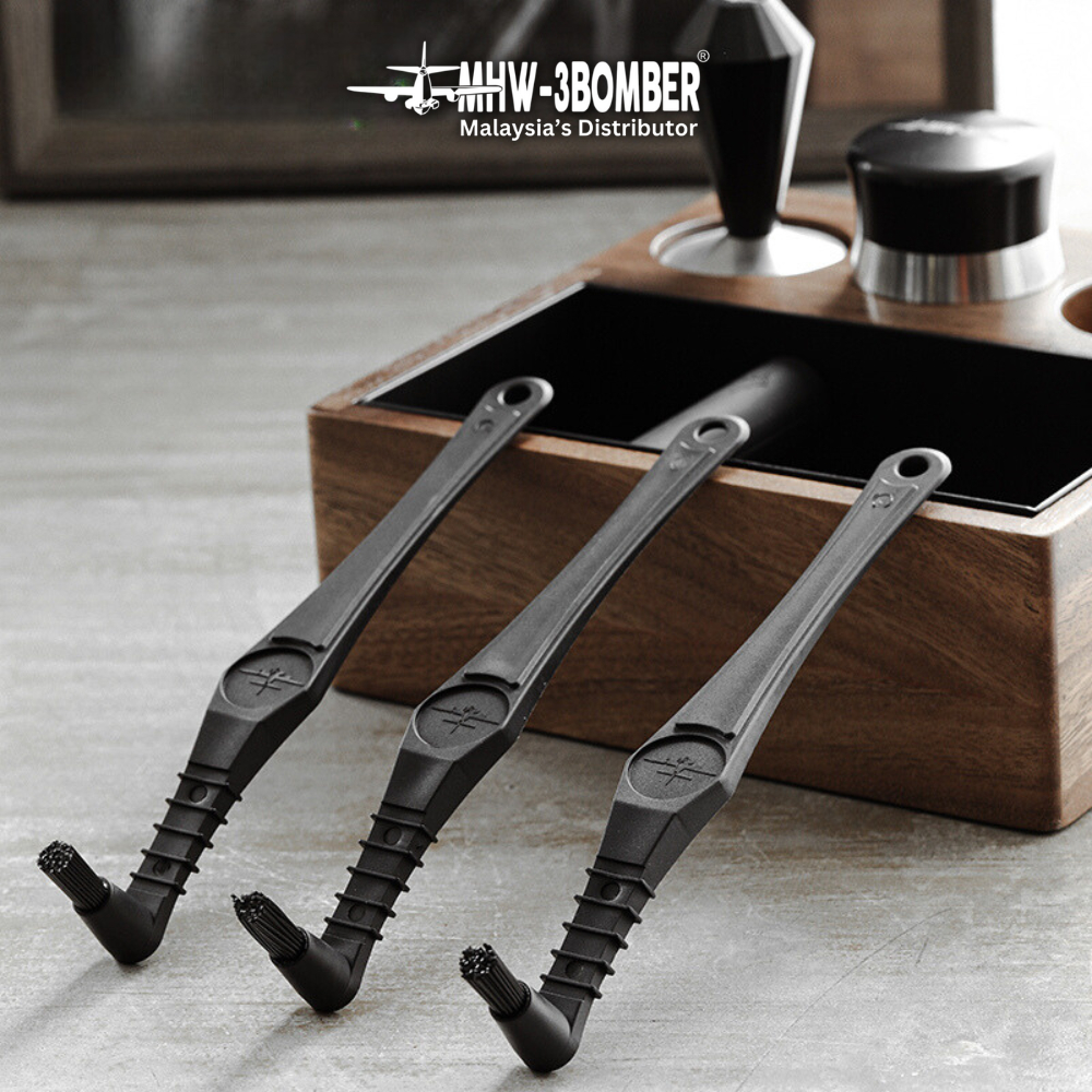 MHW-3BOMBER แปรงข้อศอก สีดํา