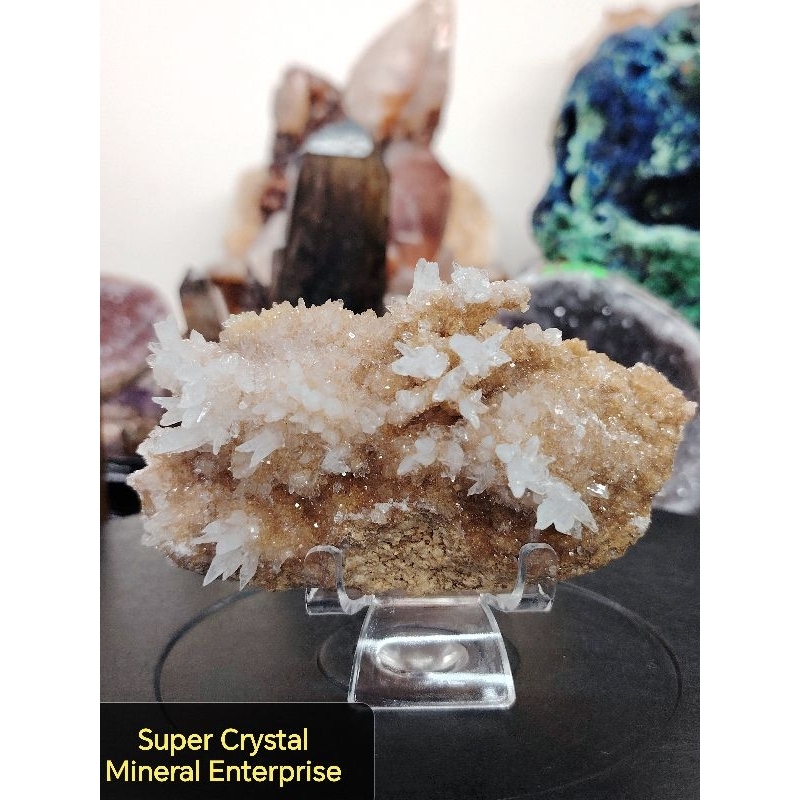 ที่พัก 天星星星方解石水花卉摆件ธรรมชาติคอลเลกชันน้ําตาลดอกไม้แคลไซต์คริสตัลคริสตัลดรuzy 水คริสตัลธรรมชาติ