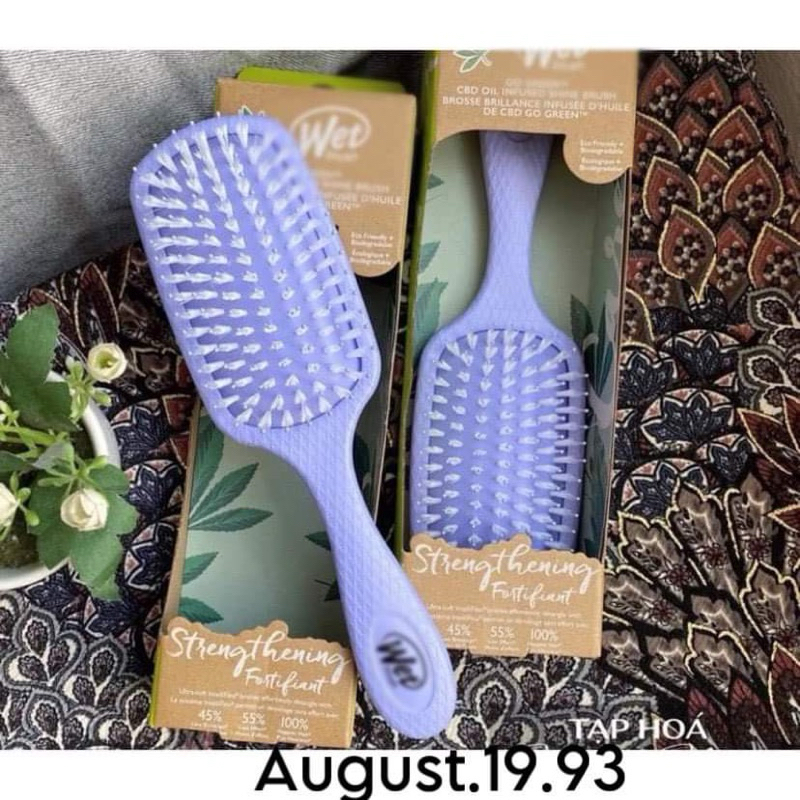 WET Brush Go Green CDB Oil Infused Shine Brush