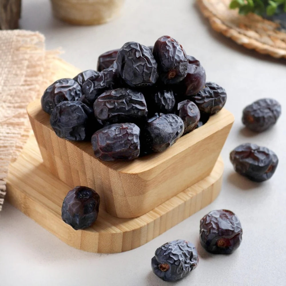 Ajwa Kurma Grade VIP ( 5kg Dates ) Dates Luxurious and Delicious Taste the Magic of Madinah Premium