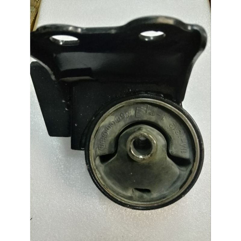 PERDANA V6 AUTO RIGHT ENGINE MOUNTING (MB-844271)