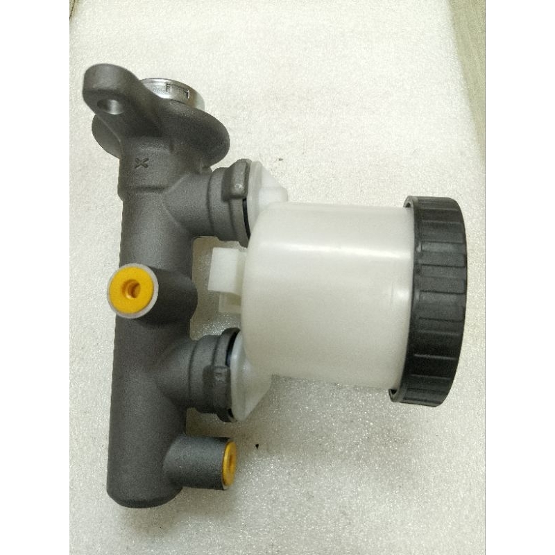 NISSAN SUNNY B11 130Y EX EXTRA 2 (1981–1985) BRAKE MASTER PUMP (46010-04B00)