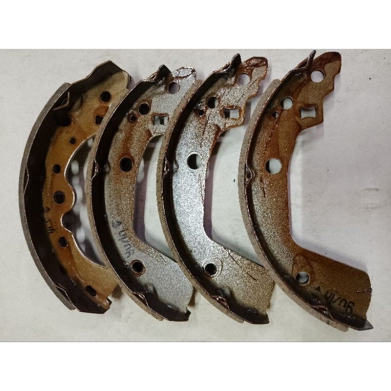 SUZUKI SWIFT 1.3 ZC11S 04, 1.5 RS41R 05 BREAK รองเท้า 

(S-9969)